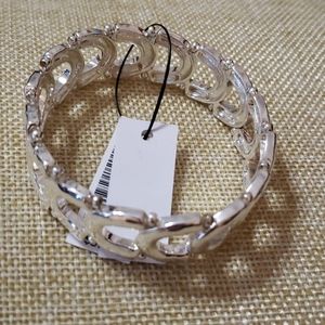 NWT Chico's 8" Silvertone bracket